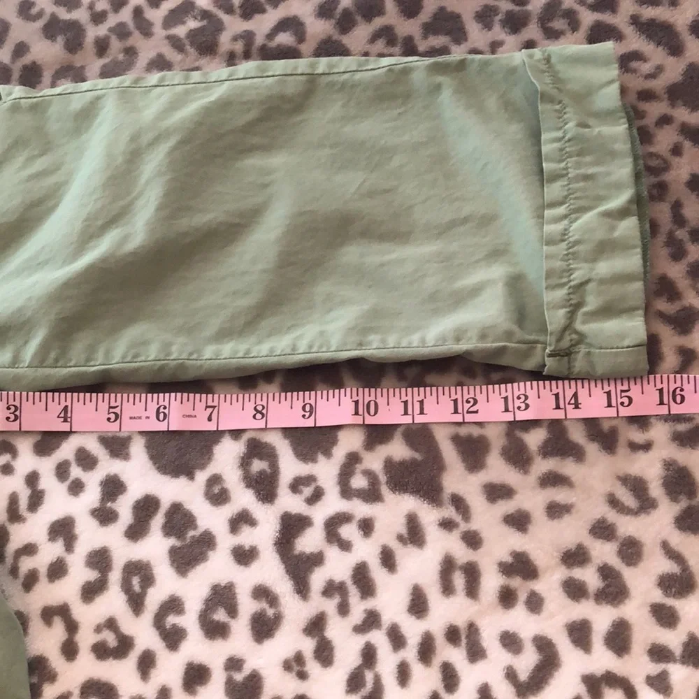 GapKids Green Lightweight Chino Pants Wide Leg Size 8 Regular